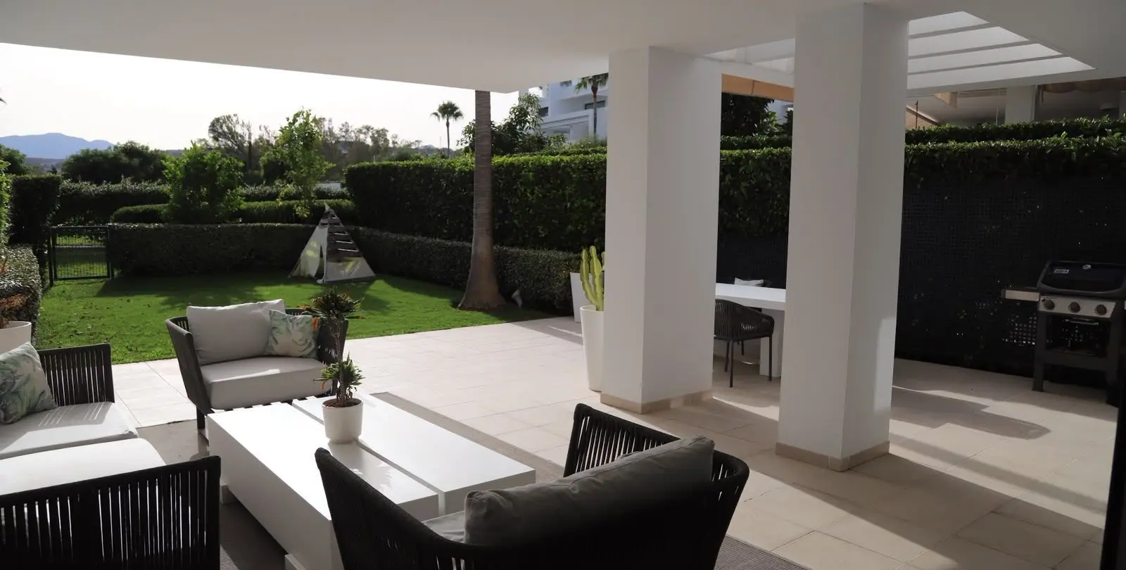 Sale of ground floor apartment in Atalaya 11