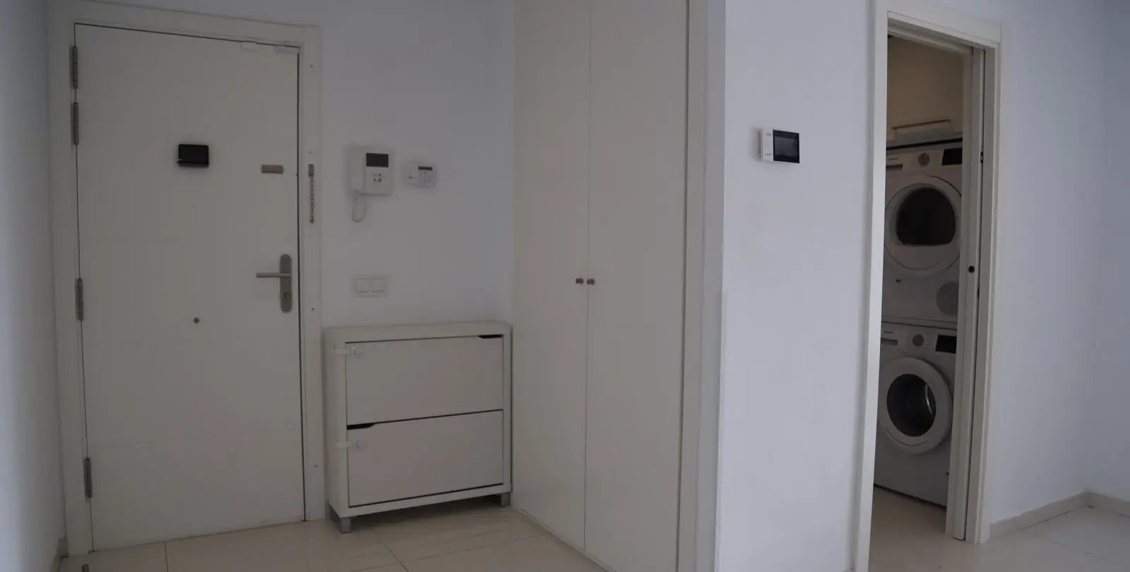 Sale of ground floor apartment in Atalaya 19