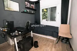 Image 37 thumb