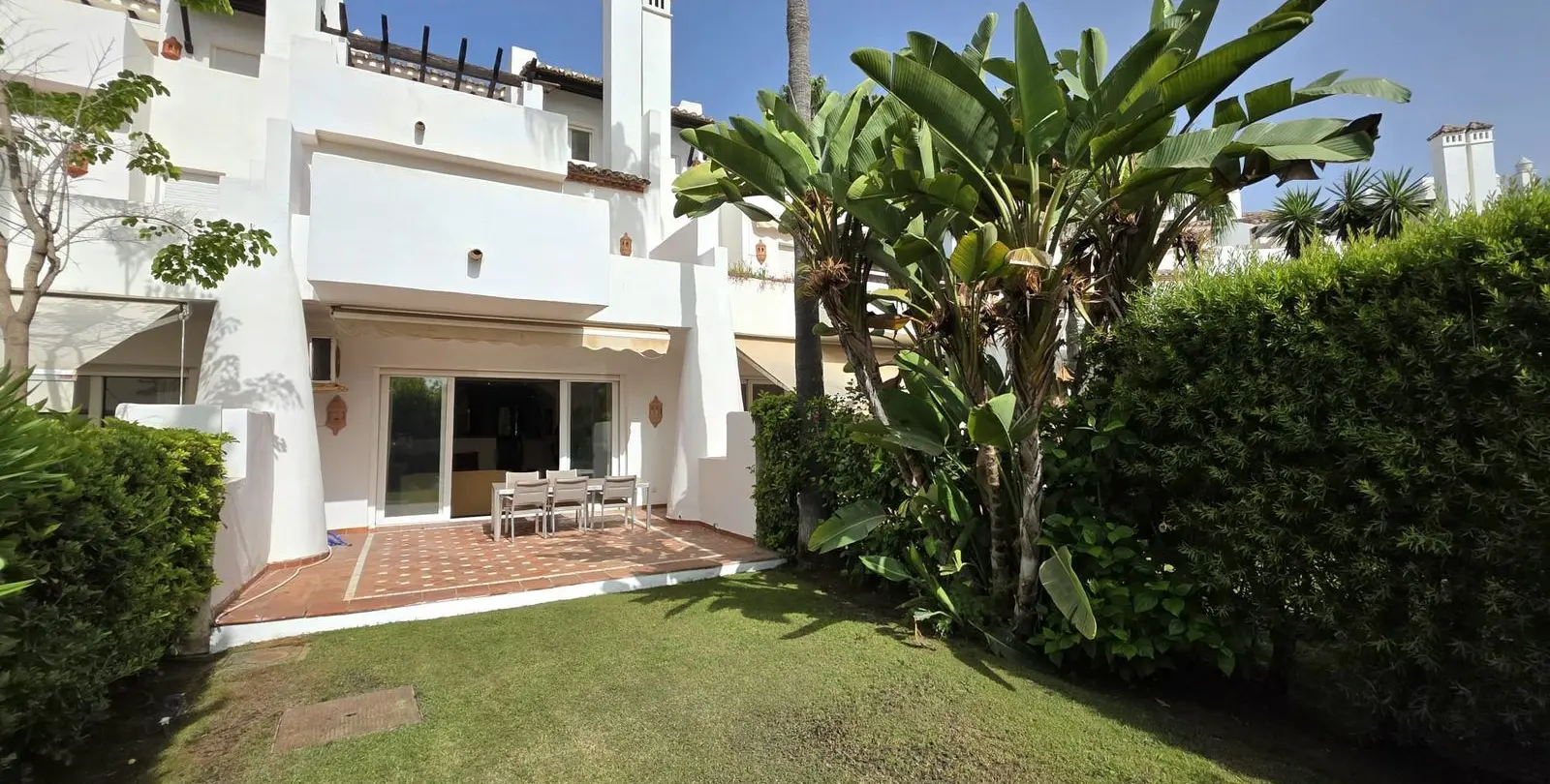Sale of townhouse in Costalita 4