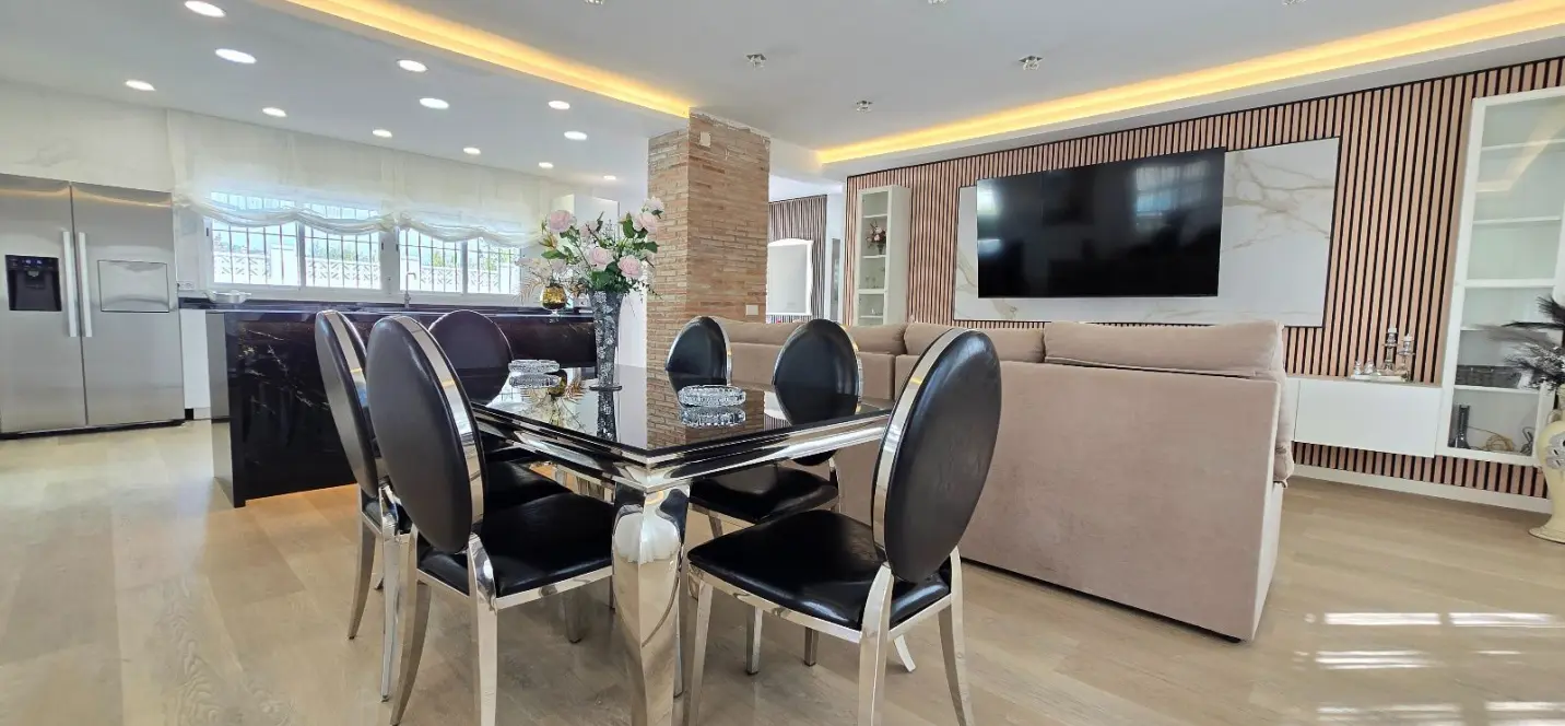 Venta de villa independiente en Torremolinos 3