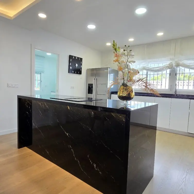 Venta de villa independiente en Torremolinos