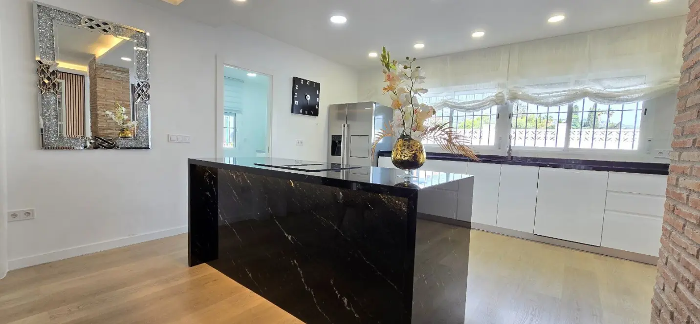 Venta de villa independiente en Torremolinos 4