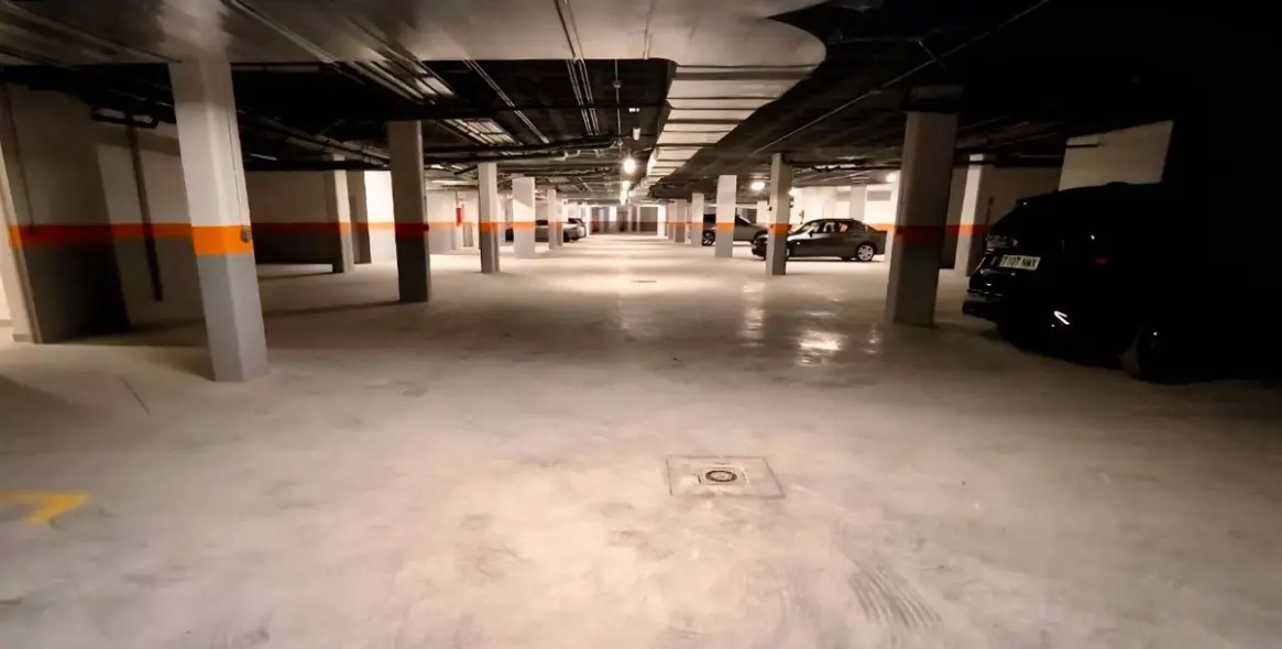 Venta de ático dúplex en Bel Air 12