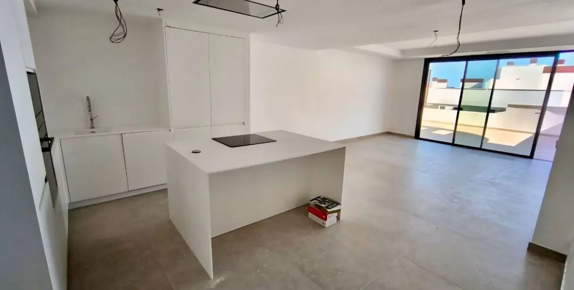 Venta de ático dúplex en Bel Air 35