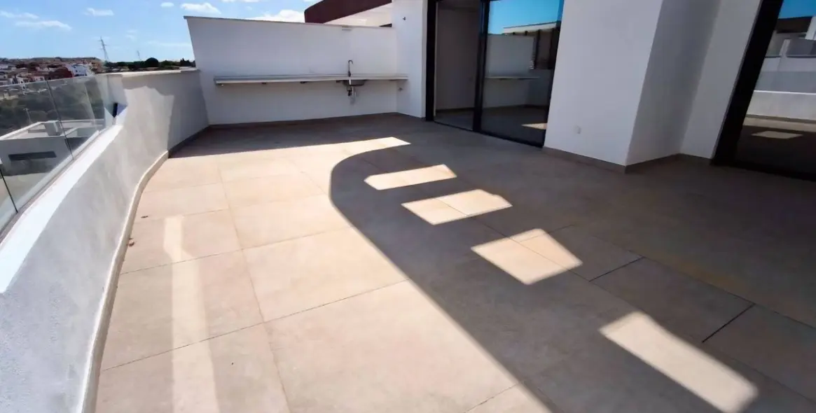 Venta de ático dúplex en Bel Air 42