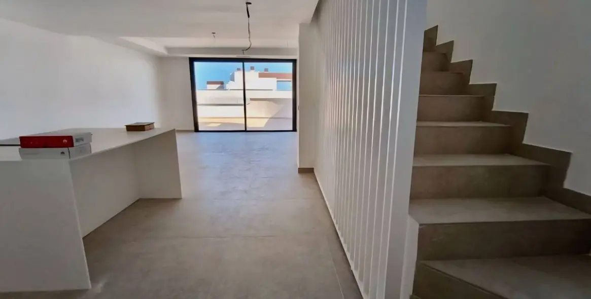 Venta de ático dúplex en Bel Air 50