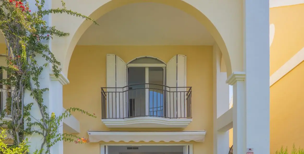 Venta de casa pareada en Bahía de Marbella 3