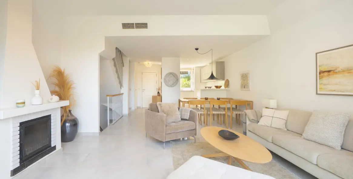 Venta de casa pareada en Bahía de Marbella 4