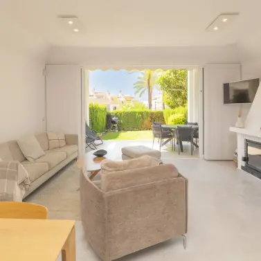 Venta de casa pareada en Bahía de Marbella
