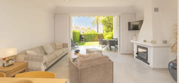 Venta de casa pareada en Bahía de Marbella 4