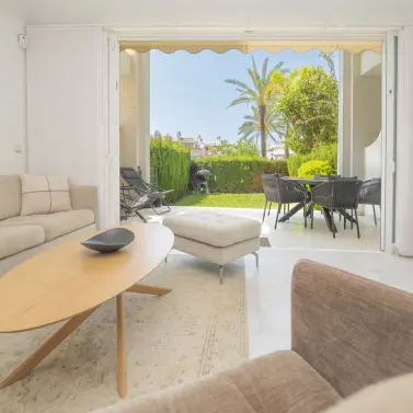 Venta de casa pareada en Bahía de Marbella