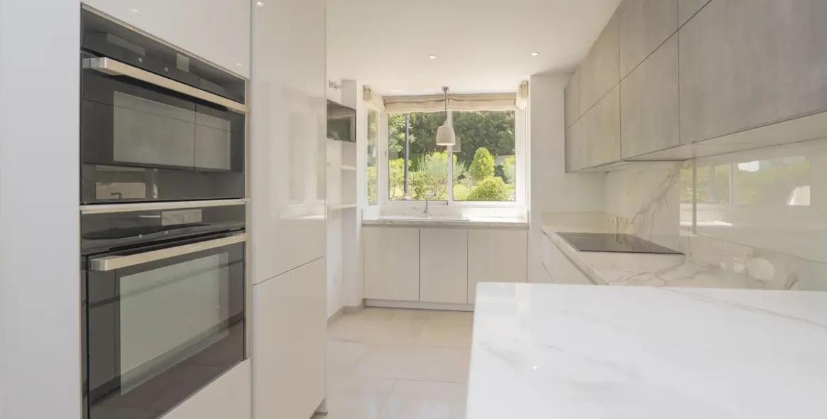 Venta de casa pareada en Bahía de Marbella 8