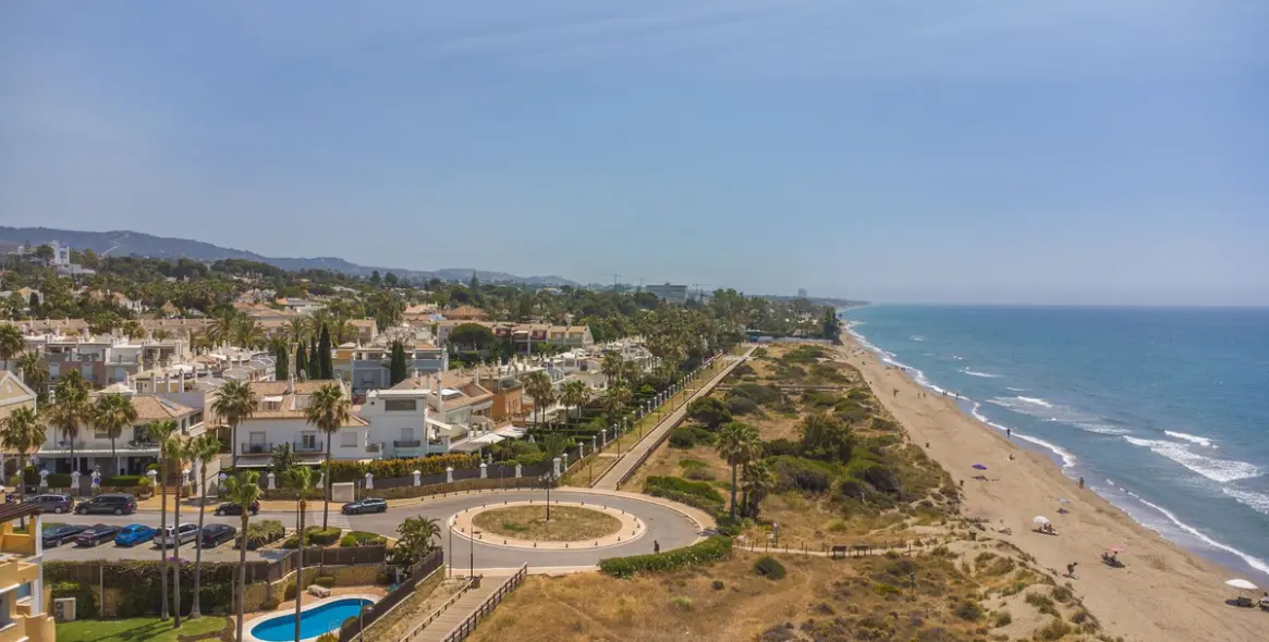 Venta de casa pareada en Bahía de Marbella 12
