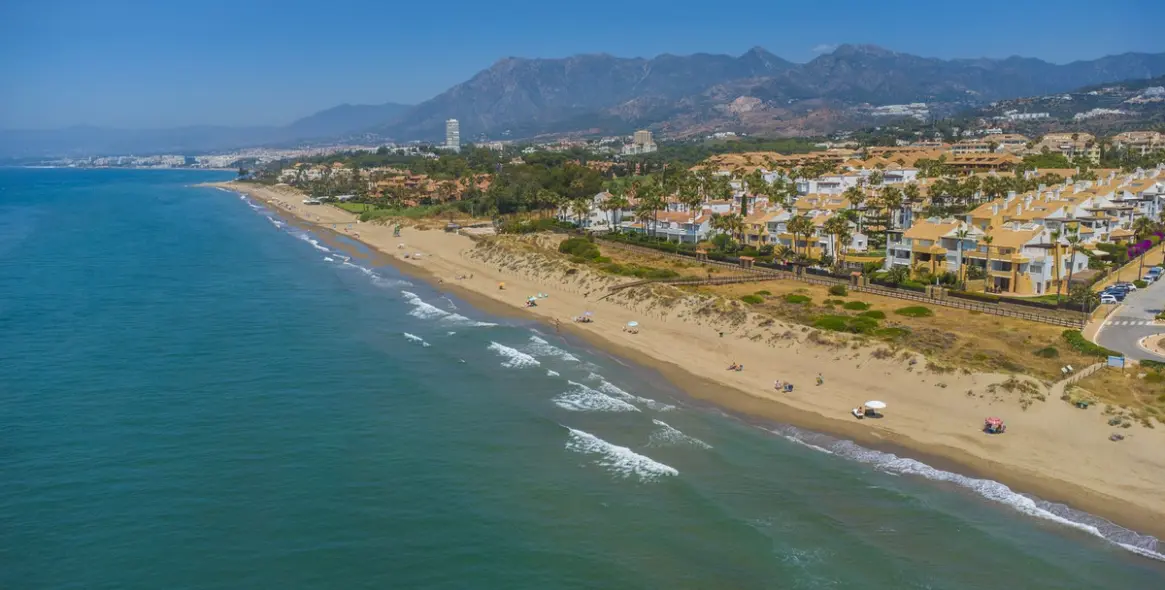 Venta de casa pareada en Bahía de Marbella 14