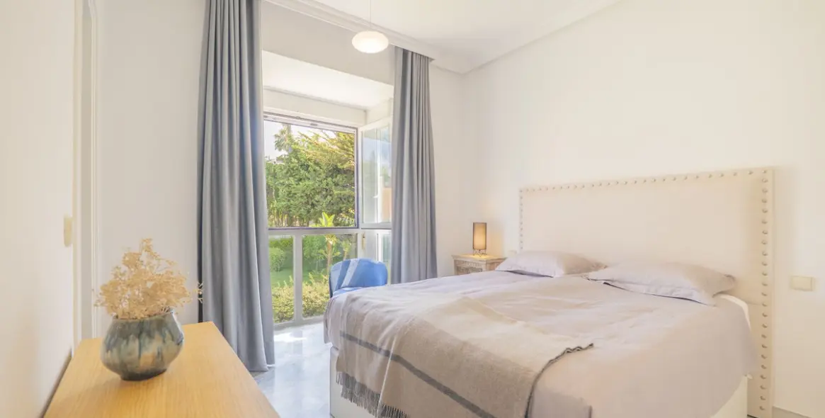 Venta de casa pareada en Bahía de Marbella 19