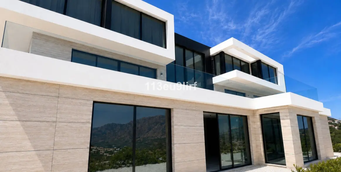 Sale of detached villa in La Cala Golf 19