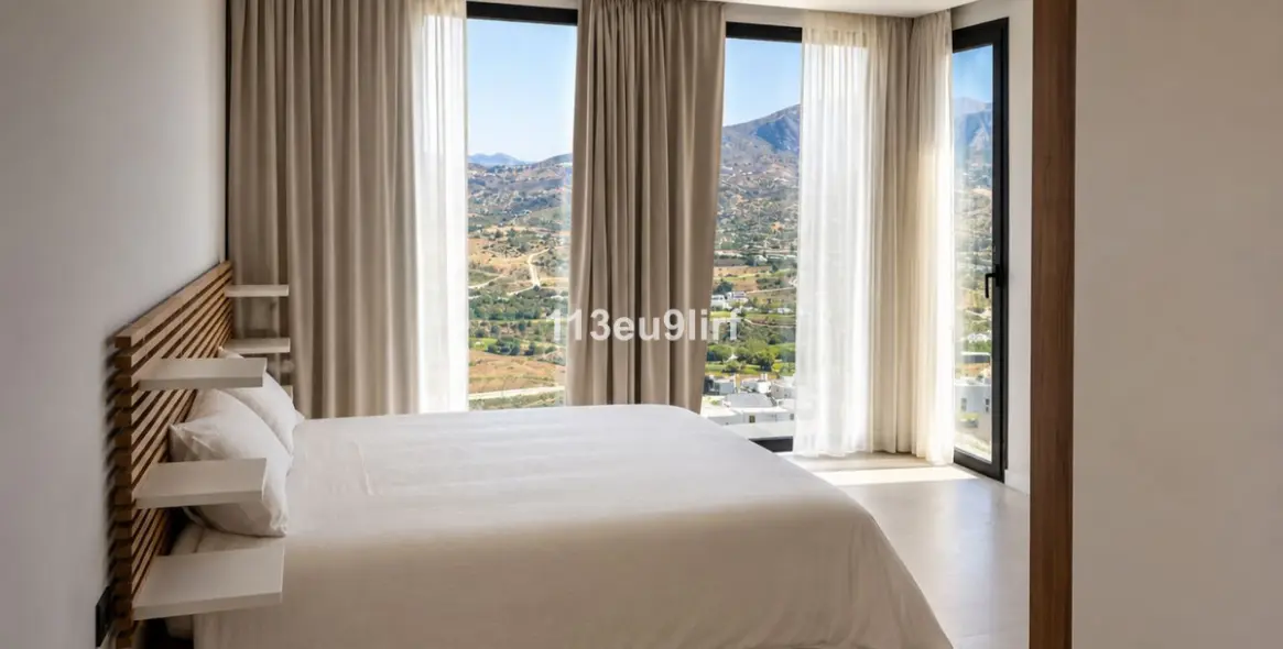 Sale of detached villa in La Cala Golf 22