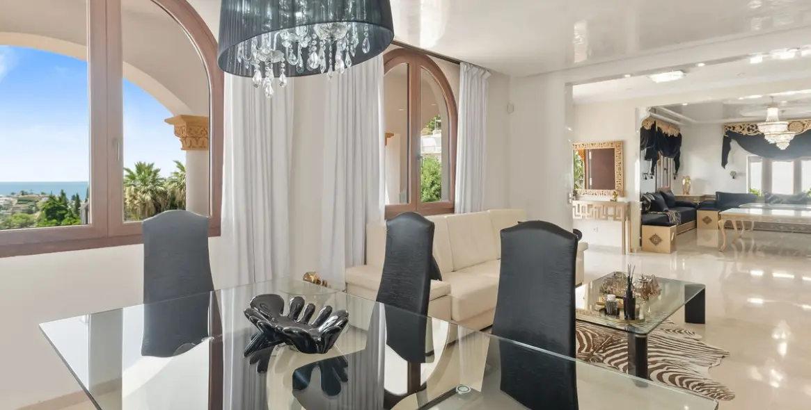 Sale of detached villa in Benalmadena Costa 5