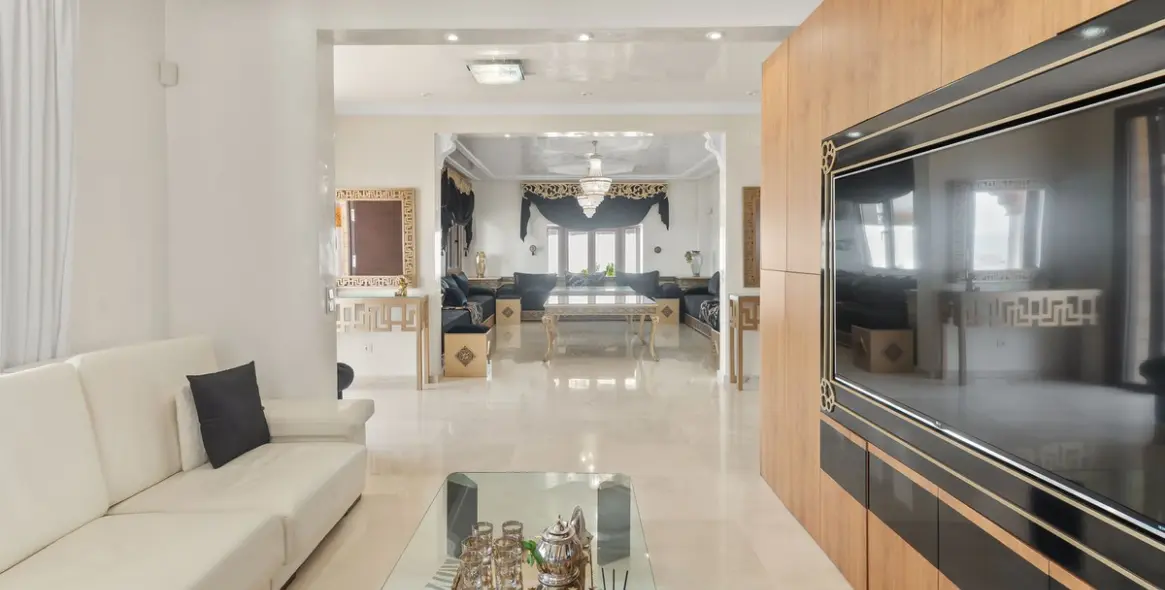 Sale of detached villa in Benalmadena Costa 6