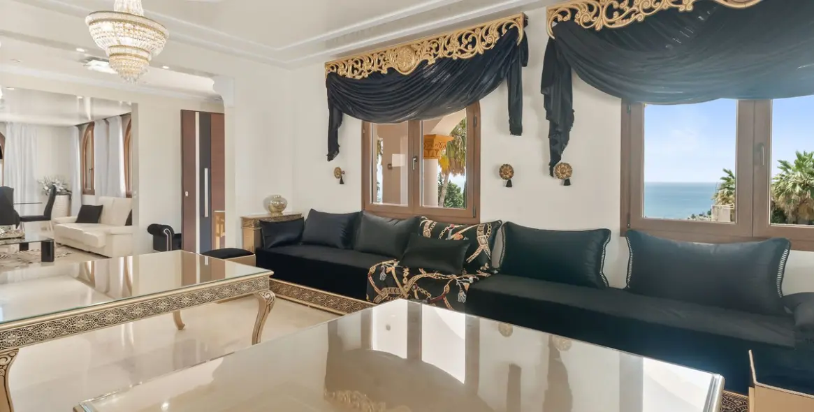Sale of detached villa in Benalmadena Costa 8