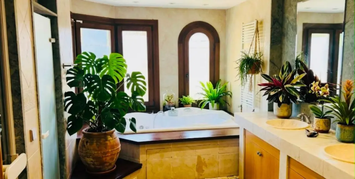 Long-term rent of detached villa in Marbella 8