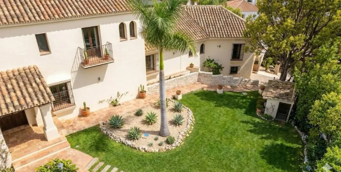 Long-term rent of detached villa in Marbella 11