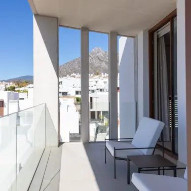 Long-term rent of detached villa in Marbella