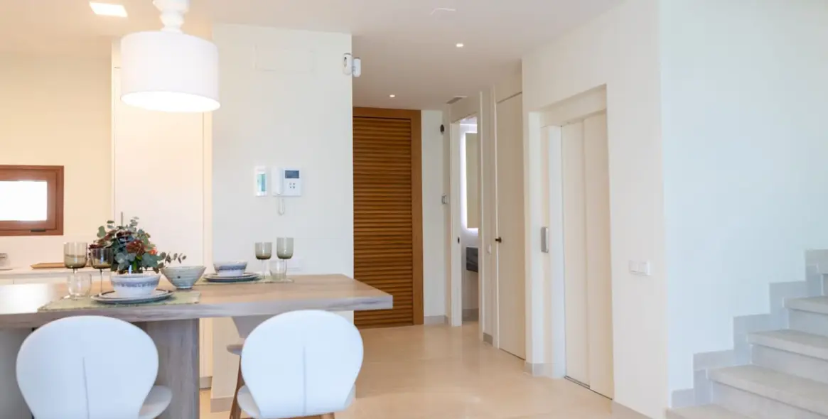 Long-term rent of detached villa in Marbella 9