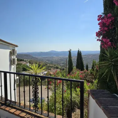 Venta de villa independiente en Alcaucín