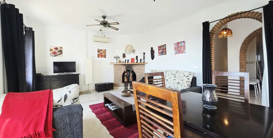 Venta de villa independiente en Alcaucín 9