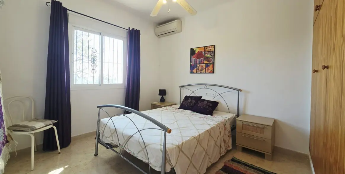 Venta de villa independiente en Alcaucín 19