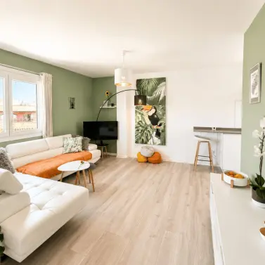 Sale of penthouse in Estepona