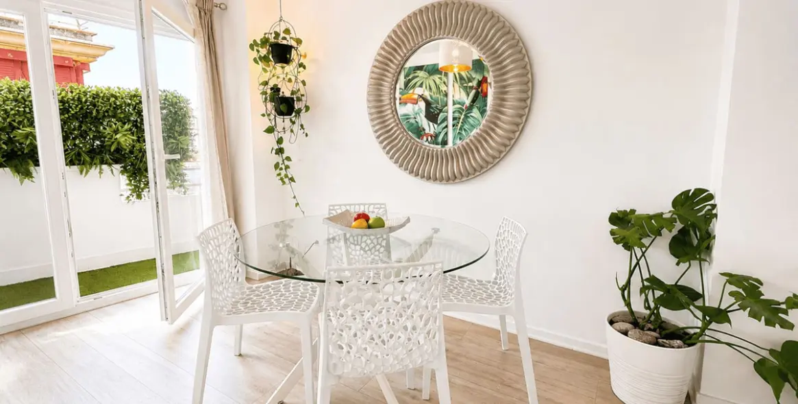Sale of penthouse in Estepona 4