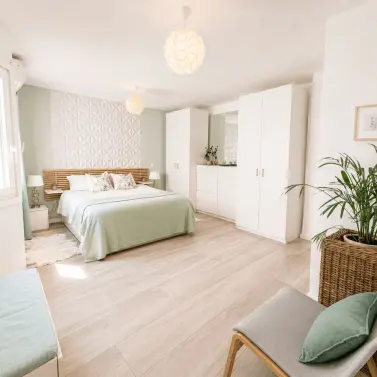 Sale of penthouse in Estepona