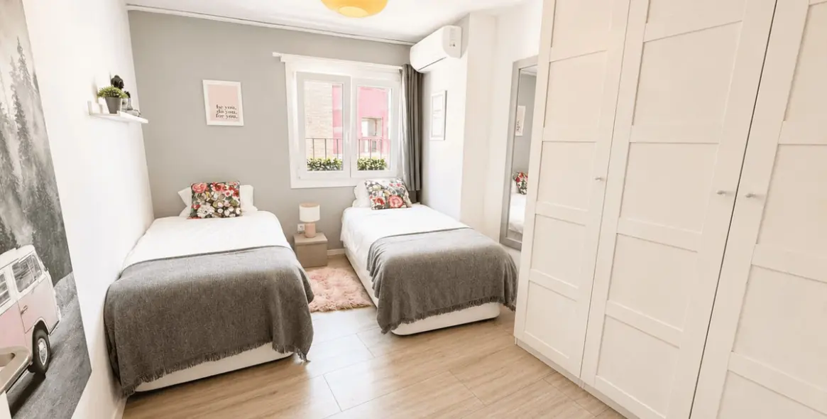 Sale of penthouse in Estepona 9