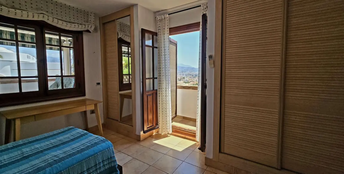 Продажа  отдельно стоящей виллы в Torre del Mar 6