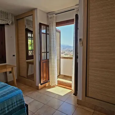 Продажа  отдельно стоящей виллы в Torre del Mar