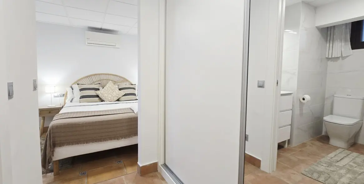 Продажа  отдельно стоящей виллы в Torre del Mar 34