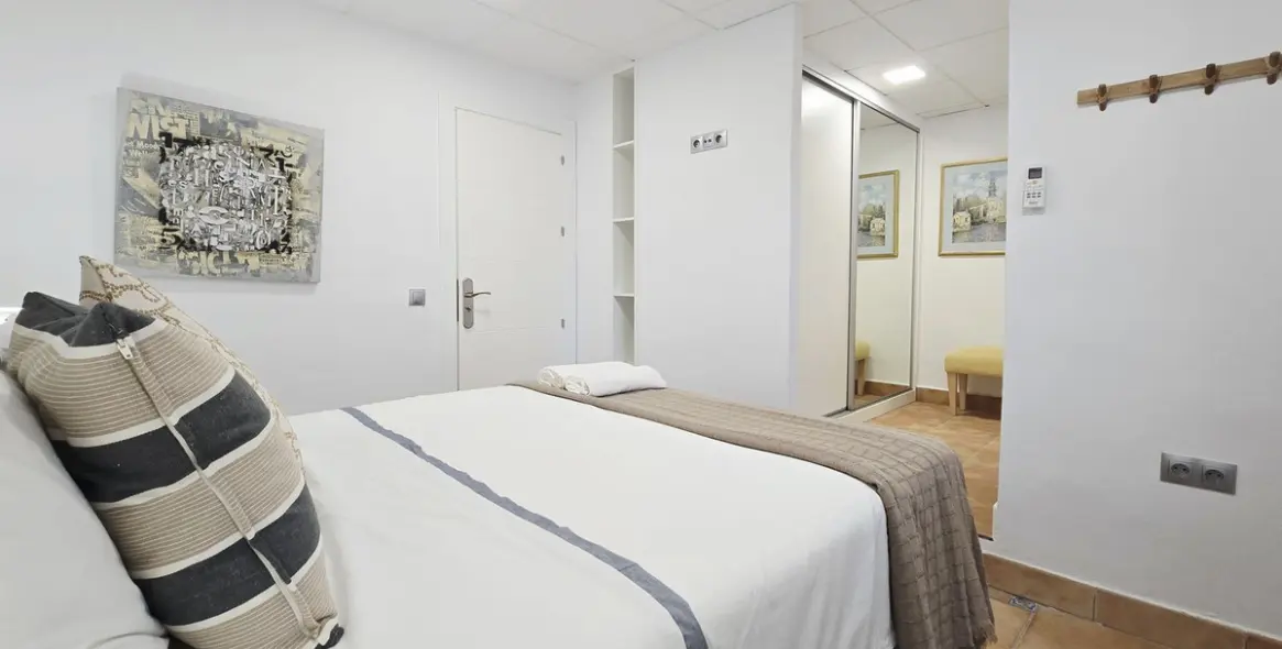 Продажа  отдельно стоящей виллы в Torre del Mar 35