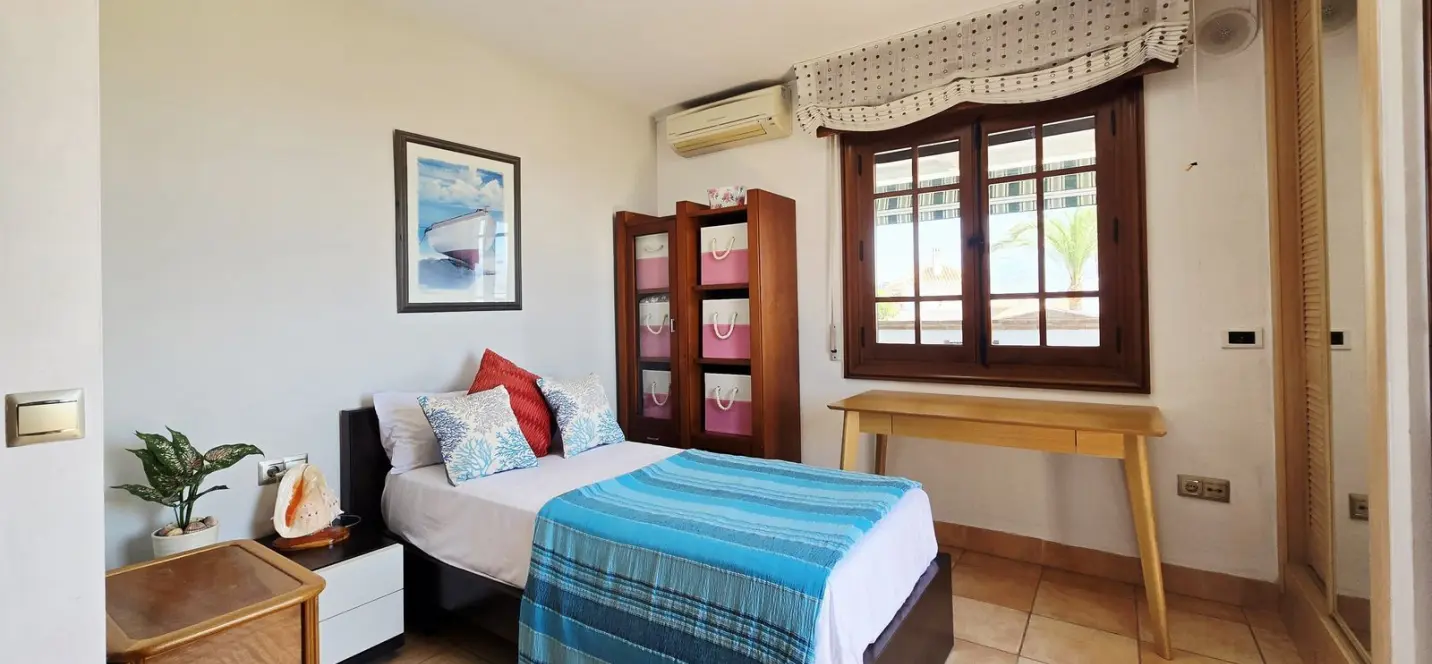 Продажа  отдельно стоящей виллы в Torre del Mar 4