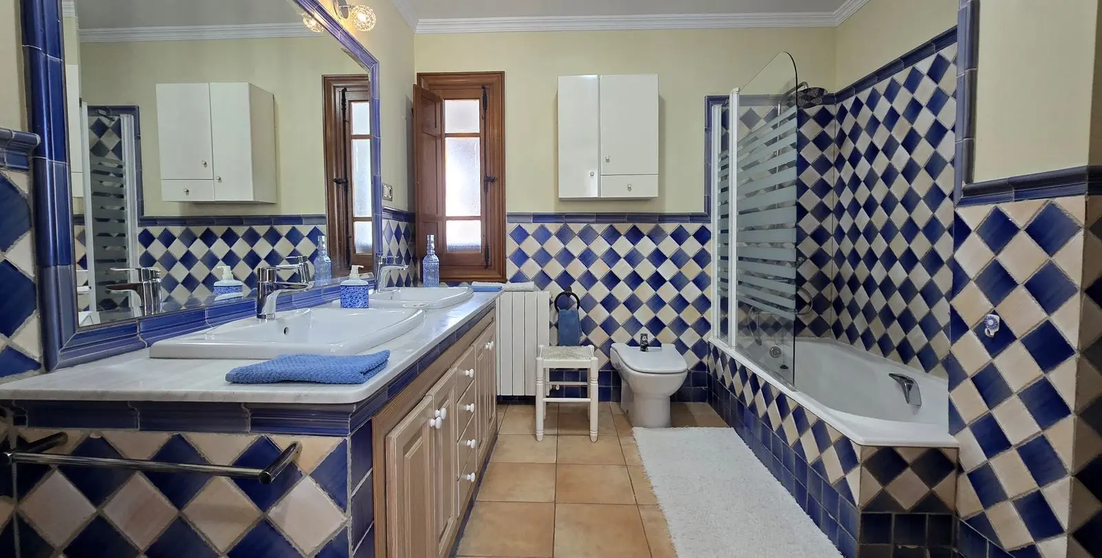 Sale of detached villa in Torre del Mar 9
