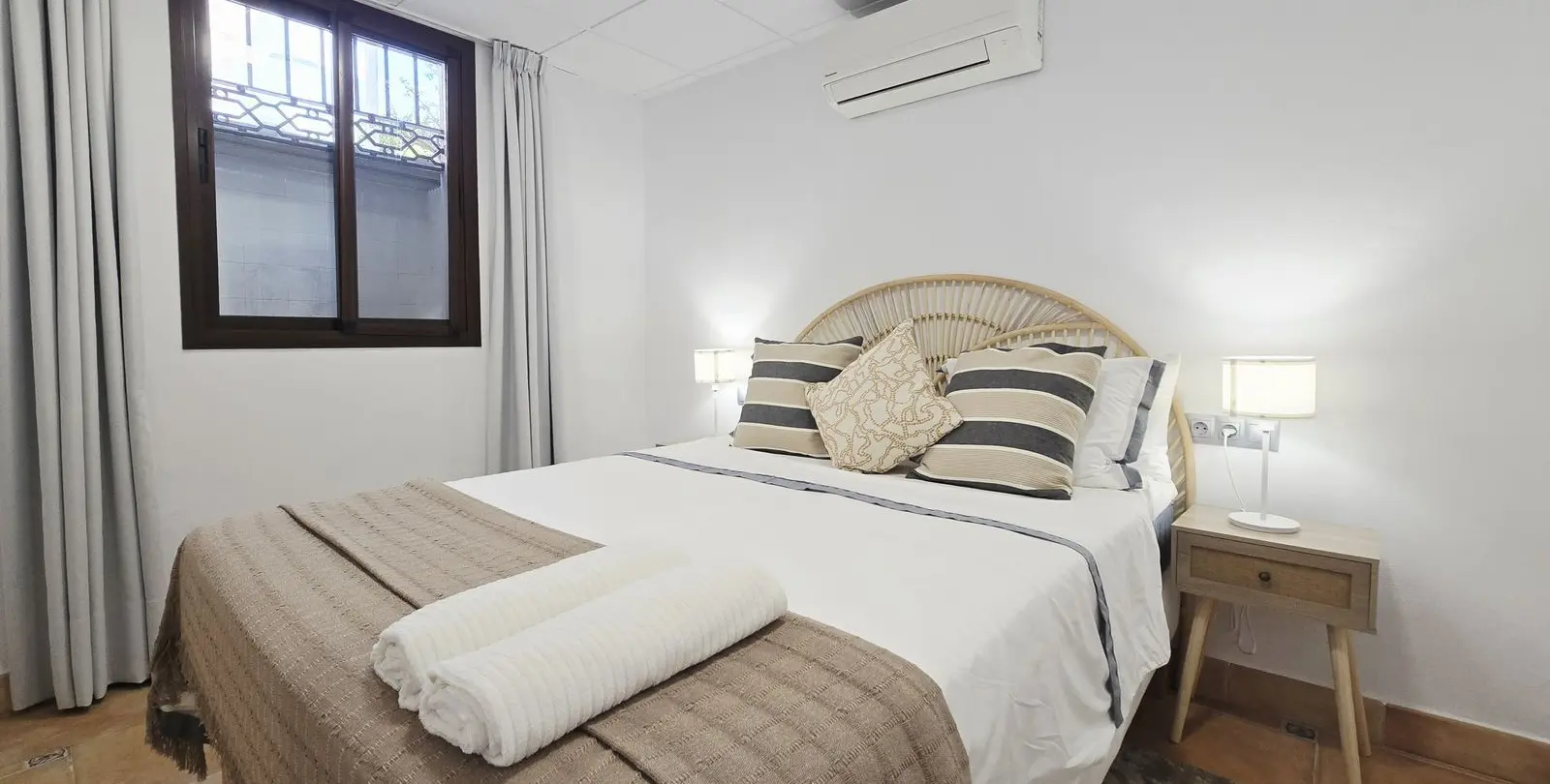 Sale of detached villa in Torre del Mar 36