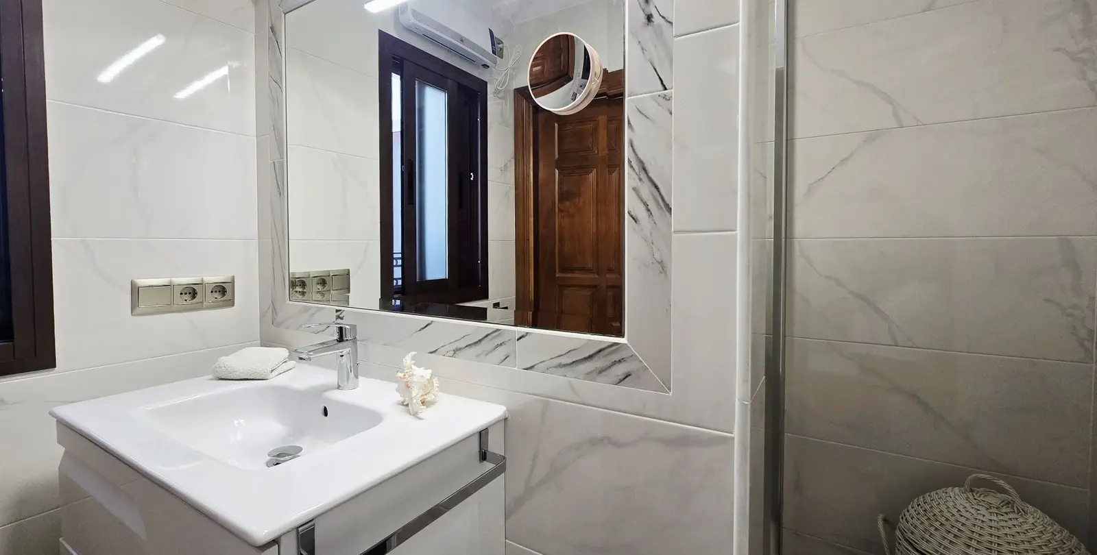 Sale of detached villa in Torre del Mar 42