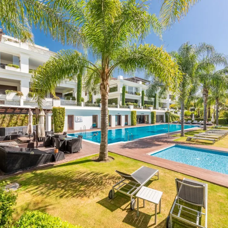 Venta de dúplex en Estepona