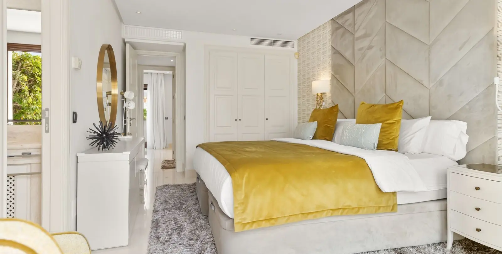 Venta de dúplex en Estepona 16