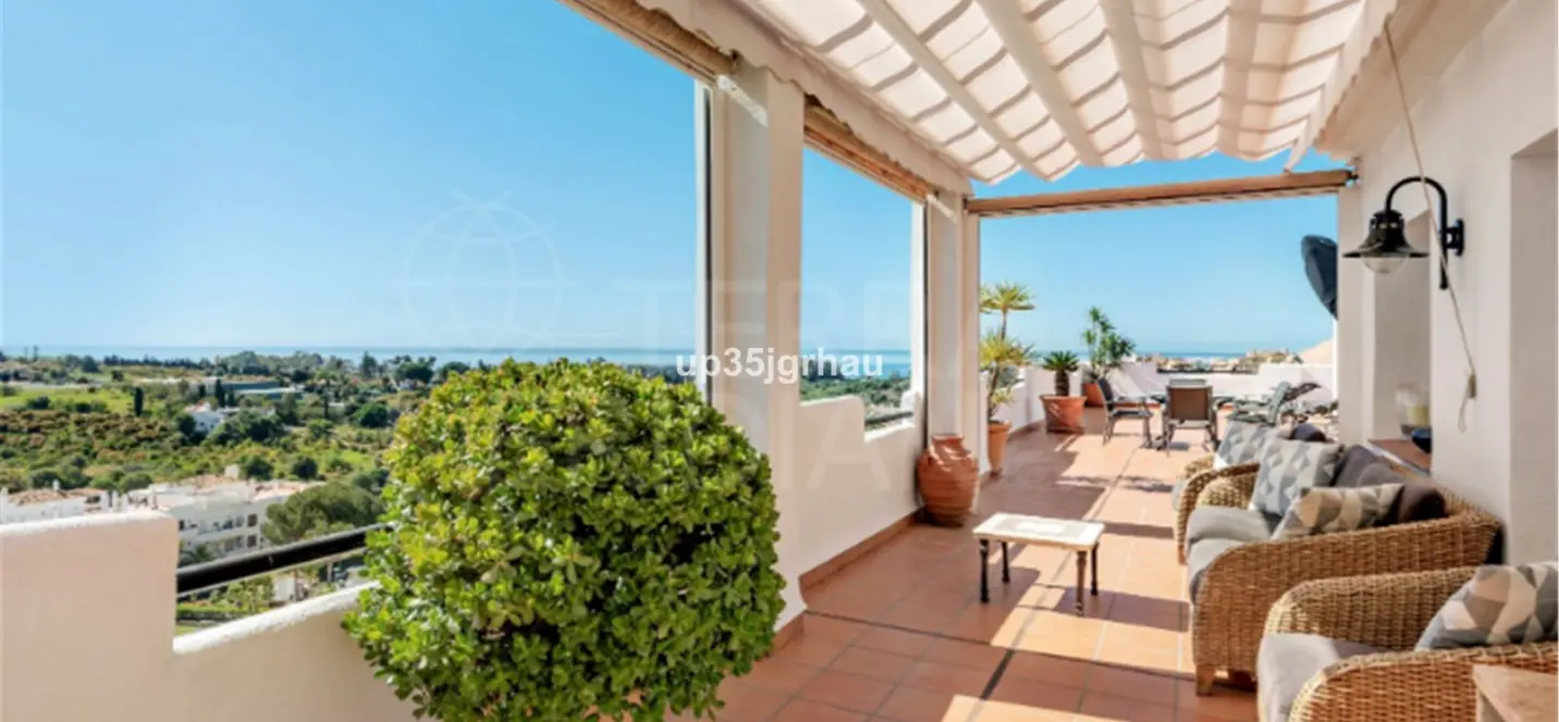 Sale of middle floor apartment in Selwo 0