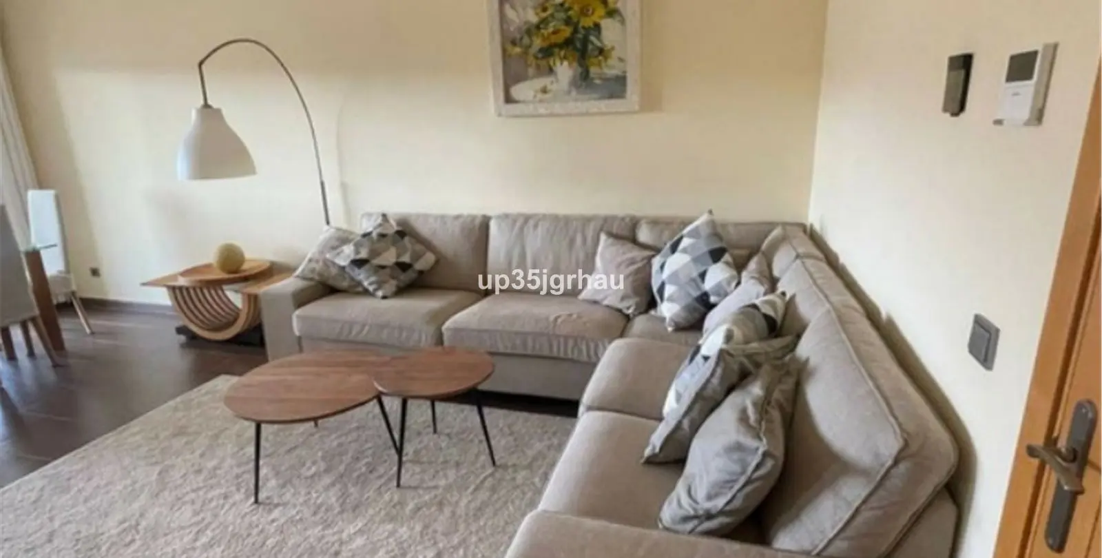 Sale of middle floor apartment in Selwo 2