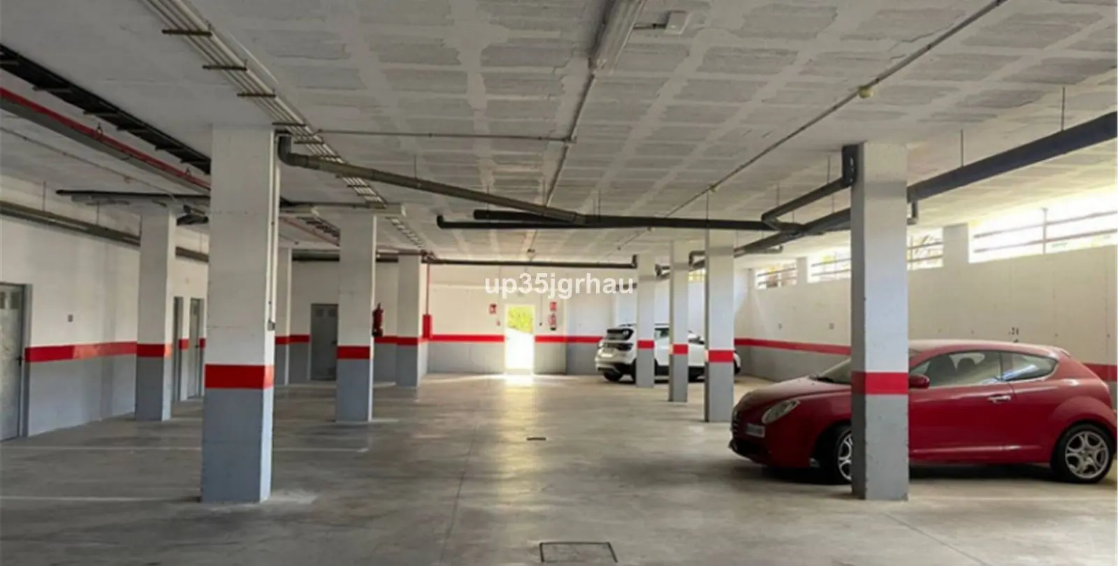 Sale of middle floor apartment in Selwo 14