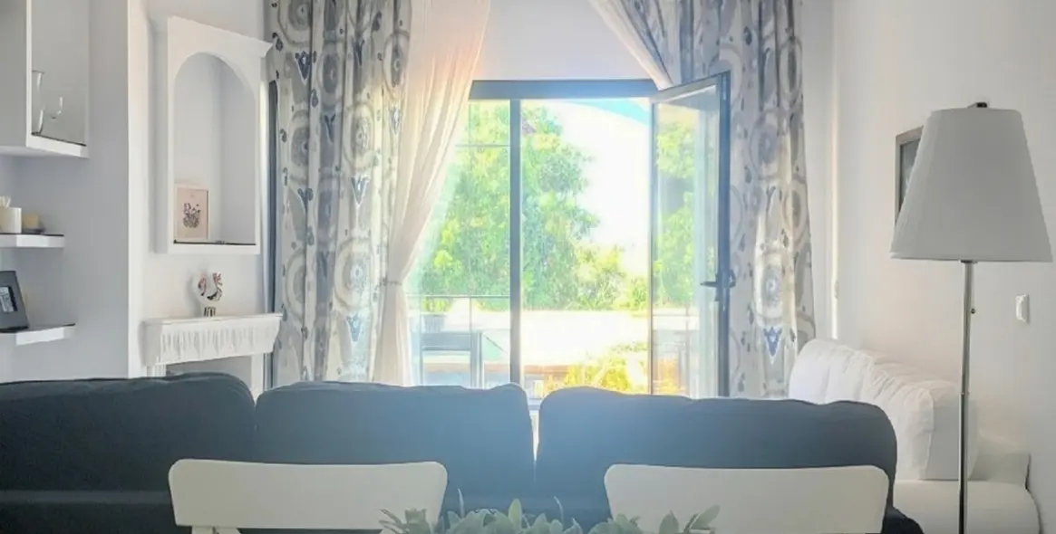 Sale of ground floor apartment in Miraflores 3